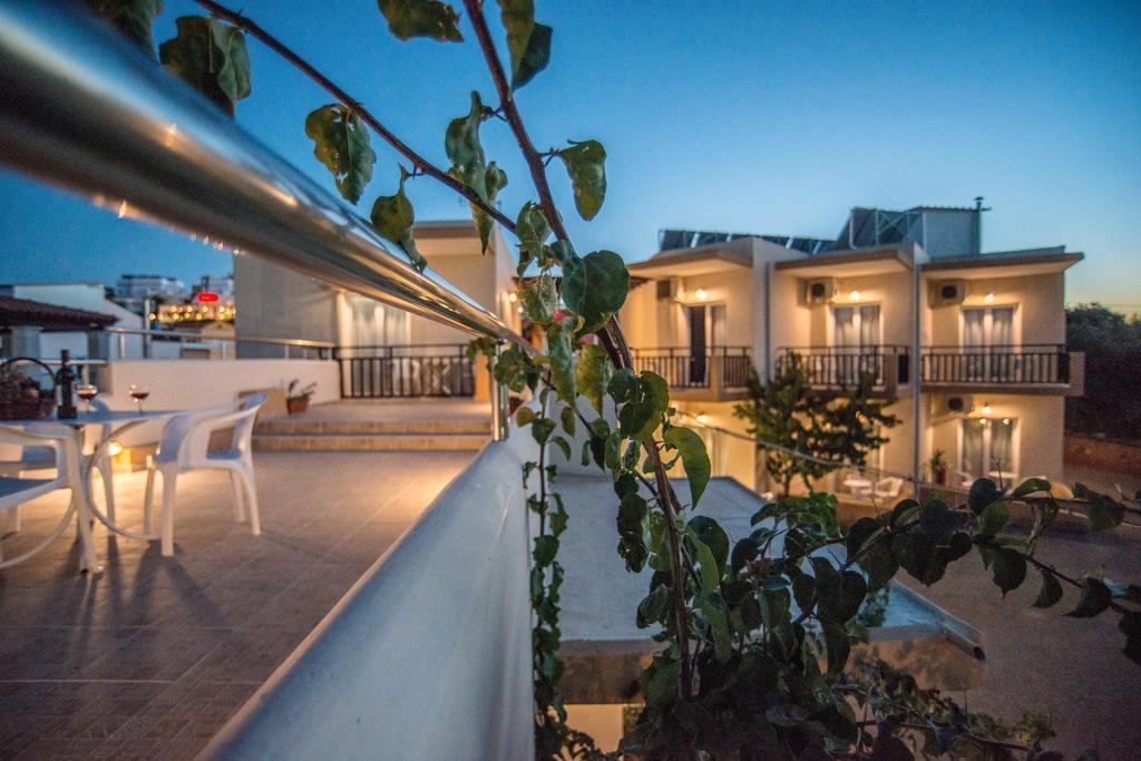 Belvedere Agia Marina  Luaran gambar