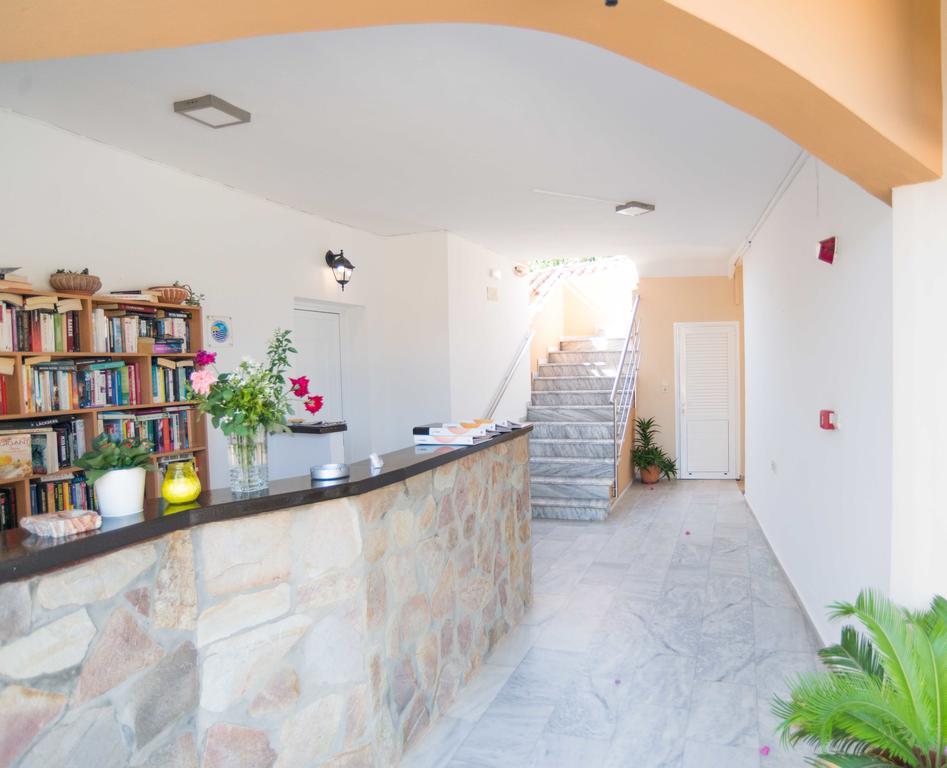 Belvedere Agia Marina  Luaran gambar